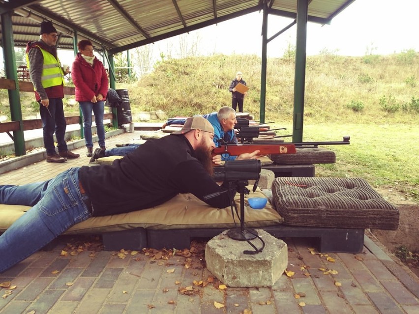 Turniej strzelecki okazji obchodów Święta Niepodległości na strzelnicy LOK w Złotowie