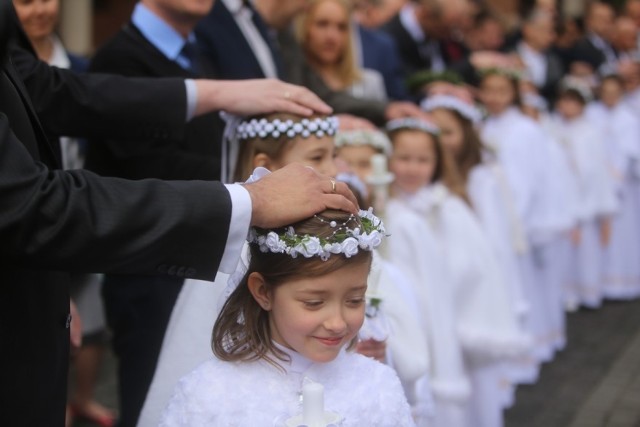 Pierwsza Komunia Święta w Parafii bł. Karoliny Kózkówny w Tychach odbyła się 30 kwietnia 2017