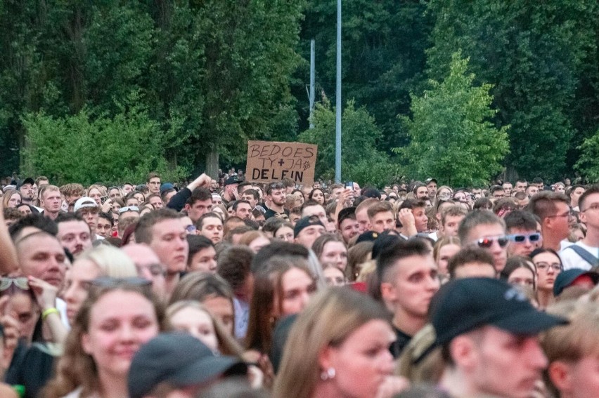 Koncert Bedoesa w Bydgoszczy. Blisko 140 osobom trzeba było udzielić pomocy. Pełna mobilizacja służb