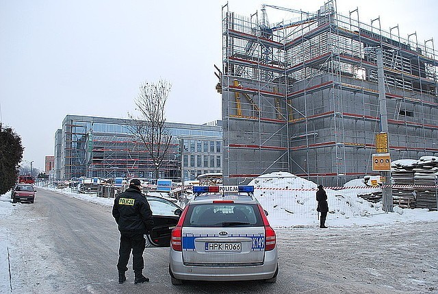 Wypadek na budowie w Rzeszowie. Złamało się ramię 40-metrowego dźwigu