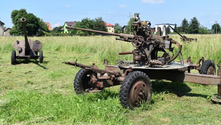 Muzeum Techniki Wojskowej w Rajsku (gm. Oświęcim) powiększyło kolekcję. Wśród nowych eksponatów są armata, haubica i moździerz [GALERIA]