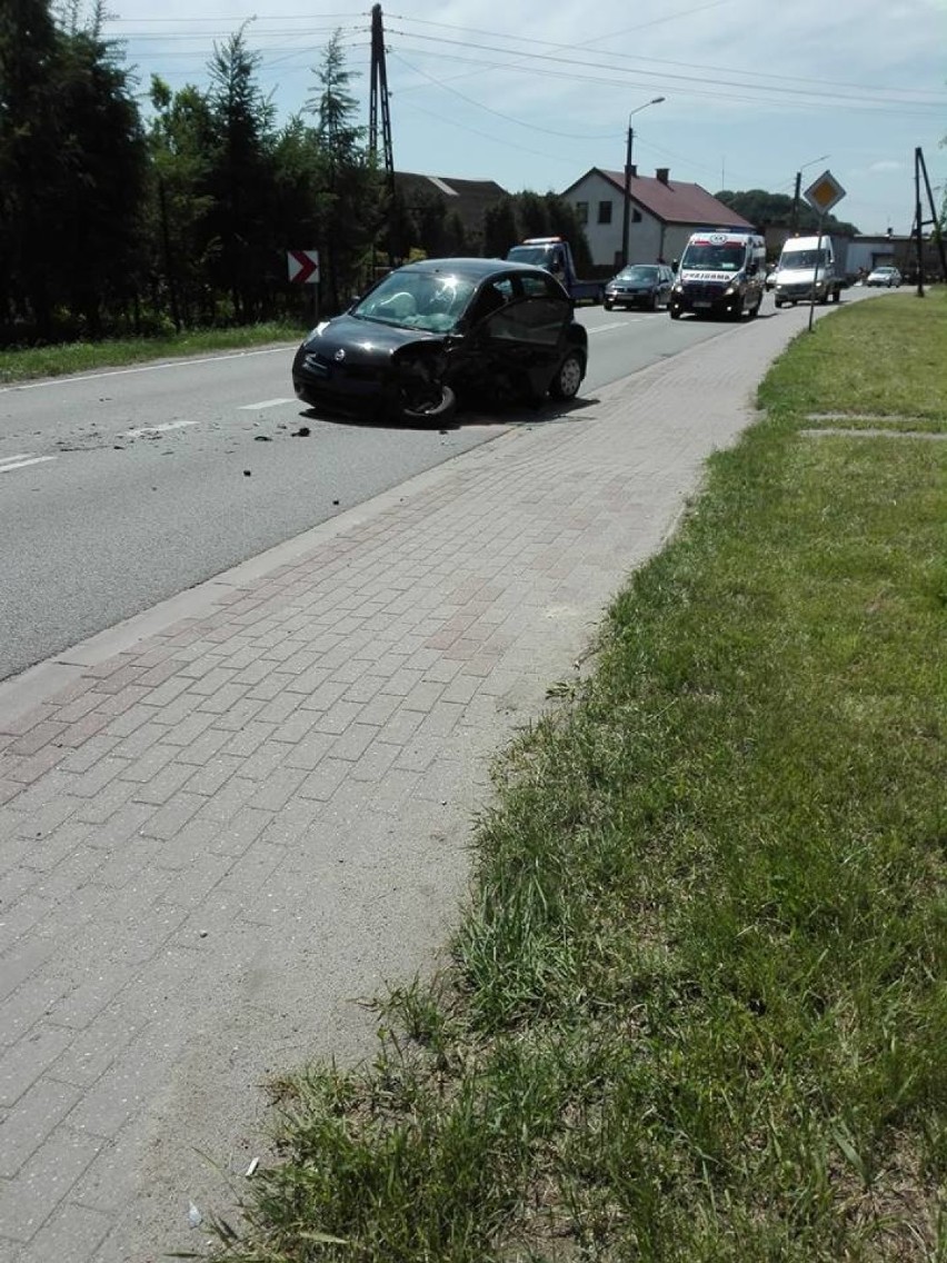 Dwa auta zderzyły się na ulicy Wyzwolenia w Marklowicach