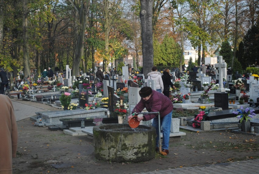 Święto Zmarłych w Wolsztynie