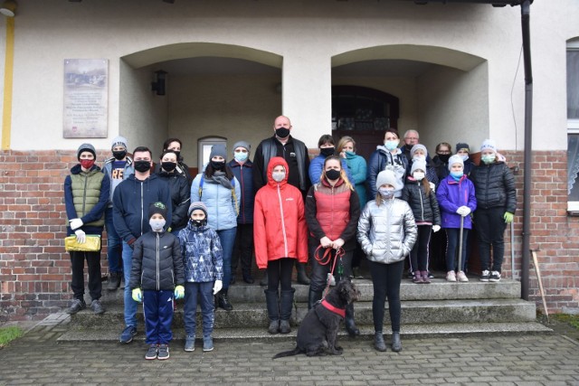 Zaborowo stanęło do eko wyzwania i wysprzątało okolicę