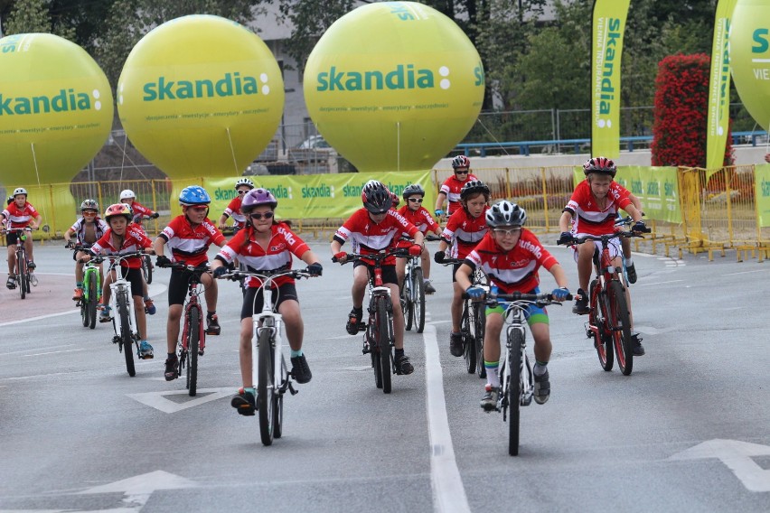 Mini Tour de Pologne w Katowicach. Młodzi kolarze wystartowali [ZDJĘCIA]