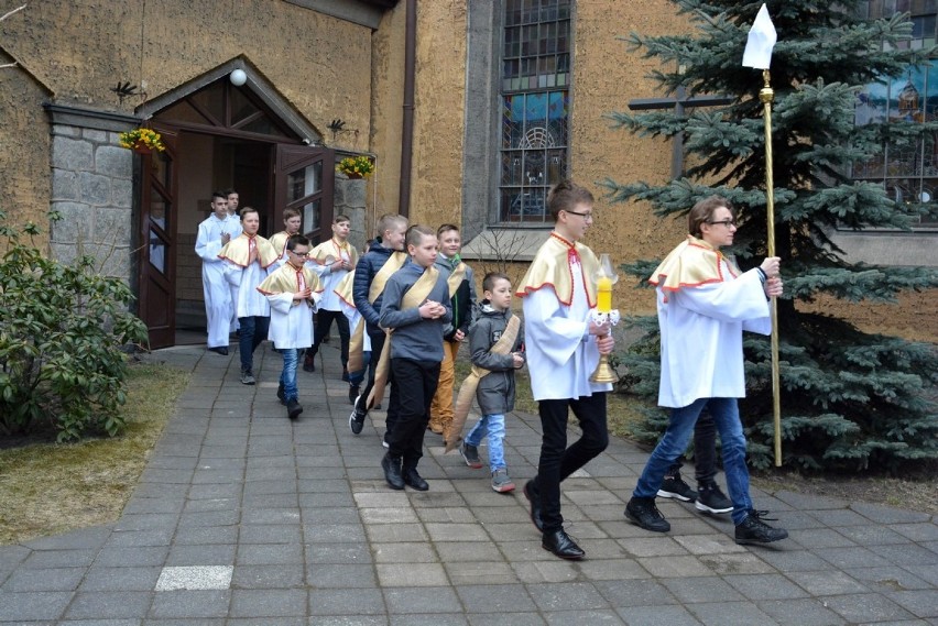 Święte Triduum Paschalne – Wielki Czwartek – Parafia pw. Macierzyństwa NMP w Zbąszynku