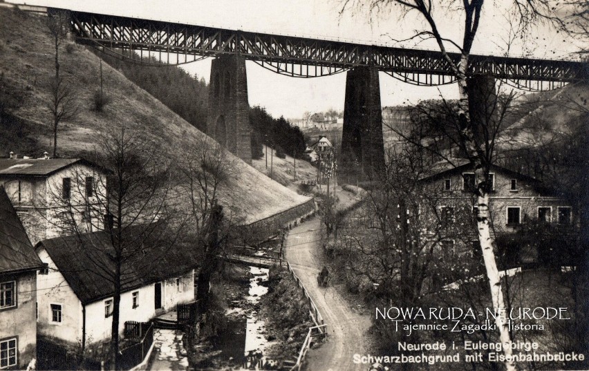 Most kolejowy rozciągający się nad Doliną Czarnego Potoku....