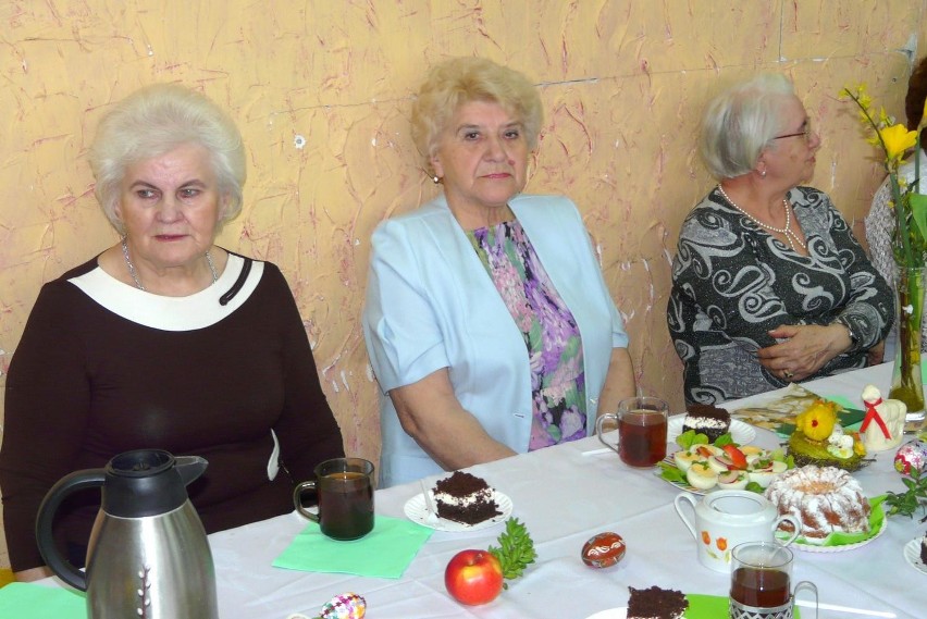 Spotkanie wielkanocne w Klubie Seniora Zacisze w Skierniewicach
