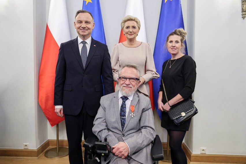 Grupa PARASOL z Rzeszowa otrzymała nagrodę od Prezydenta RP Andrzeja Dudy za pomoc świadczoną dla uchodźców z Ukrainy [ZDJĘCIA]
