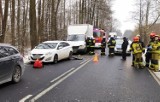 Wypadek na DK 91 w okolicach Radomska. Zderzyły się 3 samochody, 2 osoby ranne