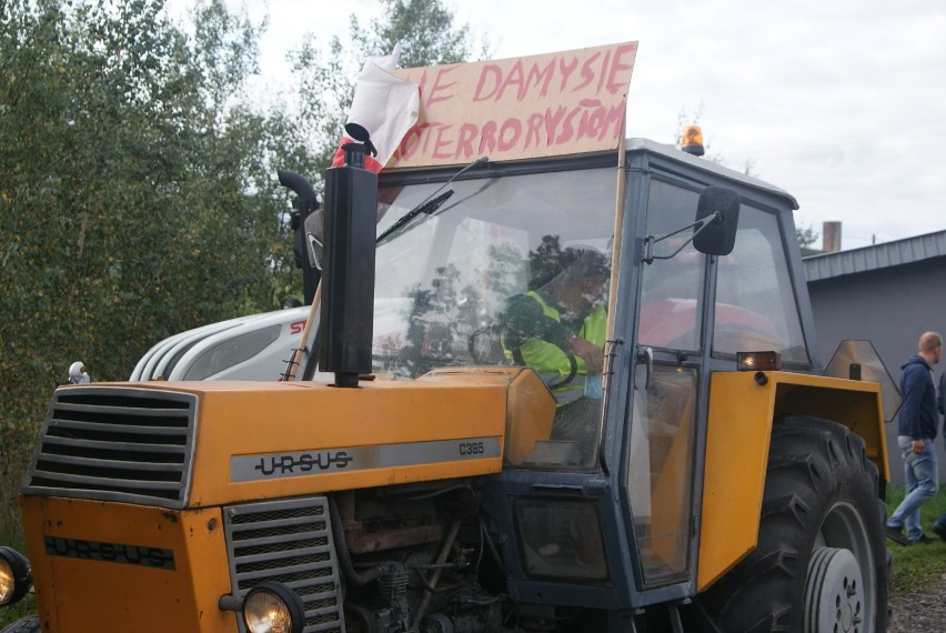 Protest rolników z powiatów kaliskiego i ostrowskiego....