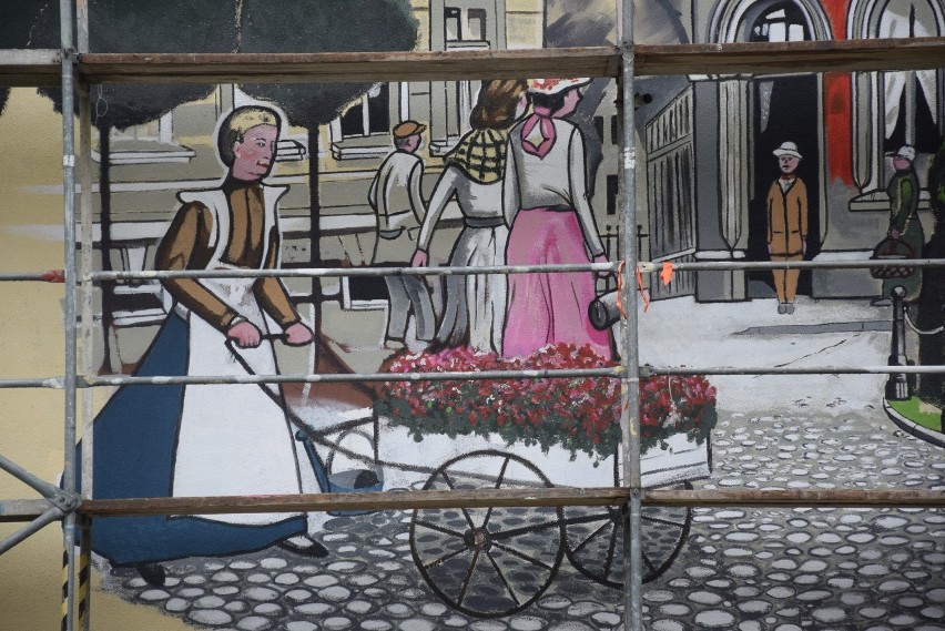 Łukasz Karnacz i Artoteka kończą mural przy ul. Jerzego.