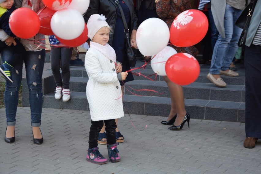 Klimatyczny koncert na 100-lecie odzyskania niepodległości w Rożnie-Parcele [zdjęcia]