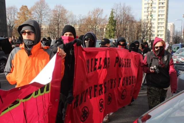Marsz antyfaszystowski zorganizowany przez Porozumienie 11 ...