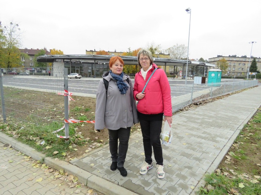 Trwa budowa dworca autobusowego w Piekarach Śląskich. Kiedy finał? [ZDJĘCIA]