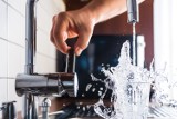 Jak płacić mniej za wodę? 12 niezawodnych tricków