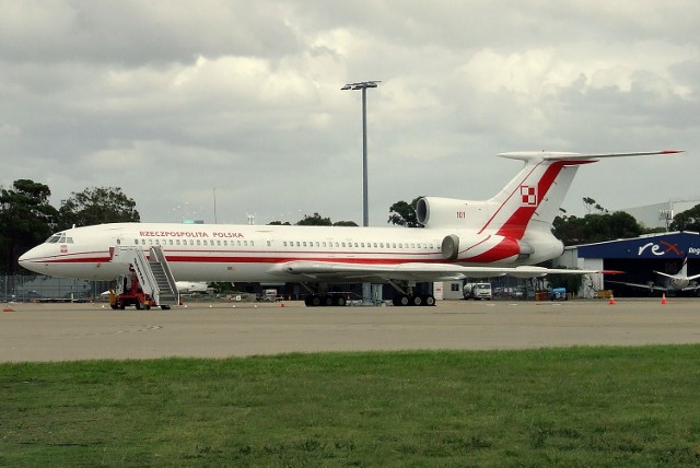 Wydarzenia z kraju i ze świata 12 lipca

1990 – Do służby w Siłach Powietrznych RP wszedł samolot Tu-154M nr boczny 101, który 10 kwietnia 2010 roku uległ katastrofie w Smoleńsku.