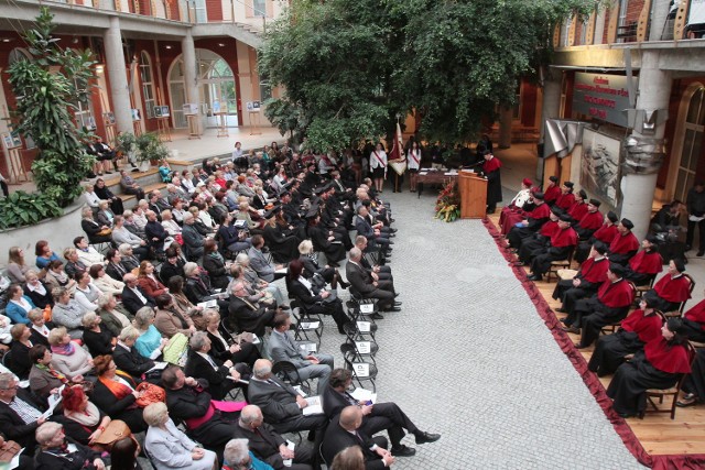 W czwartek odbyła się uroczysta inauguracja roku akademickiego na Akademii Humanistyczno-Ekonomicznej w Łodzi