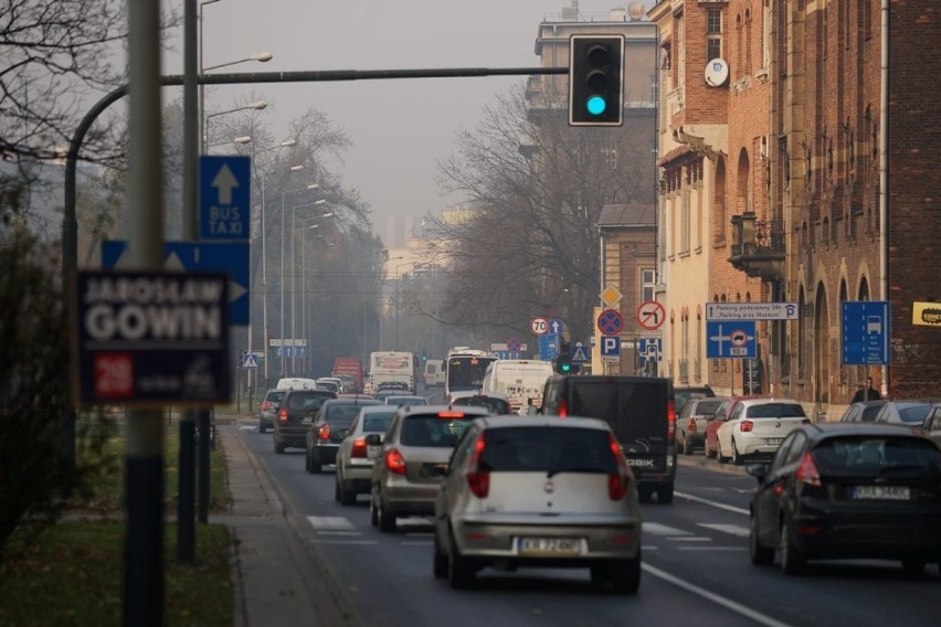 Kraków. Mieszkańcy narzekają na smog [ZDJĘCIA]
