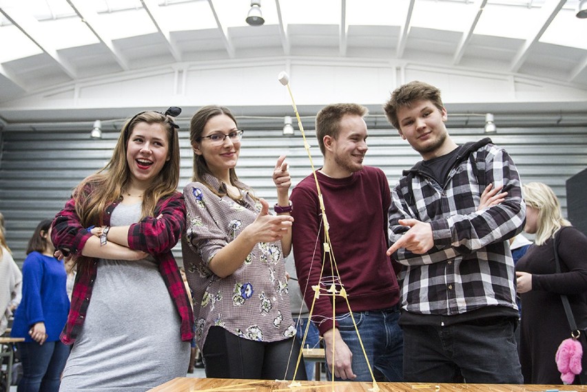 Marshmallow Challange 2018. Piankowe wyzwanie dla przyszłych architektów [ZAPOWIEDŹ, ZDJĘCIA]