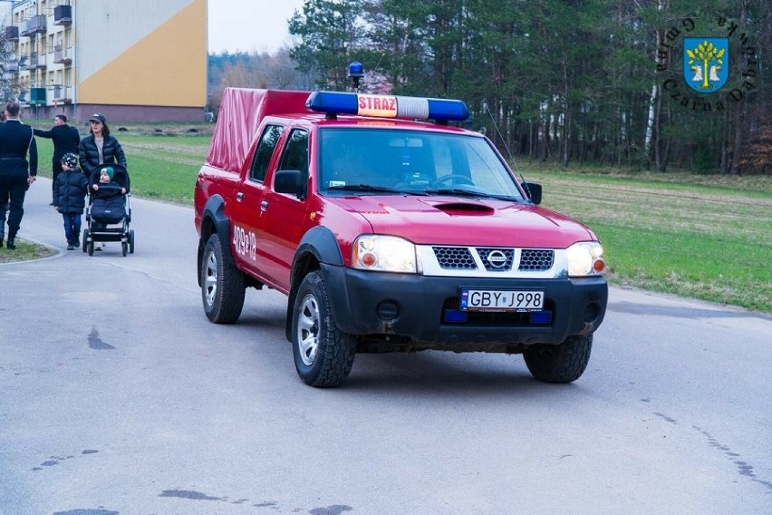 Nowy wóz bojowy dla strażaków z Czarnej Dąbrówki.