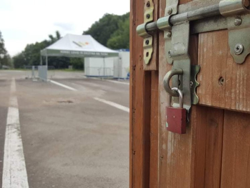 Zlikwidowany punkt szczepień drive thru