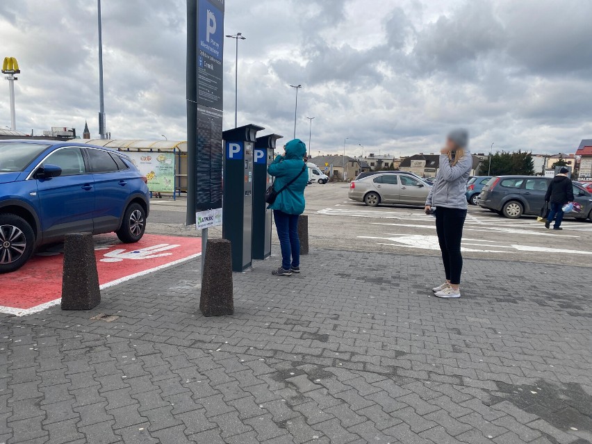 Parking pod galerią Omni w Olkuszu