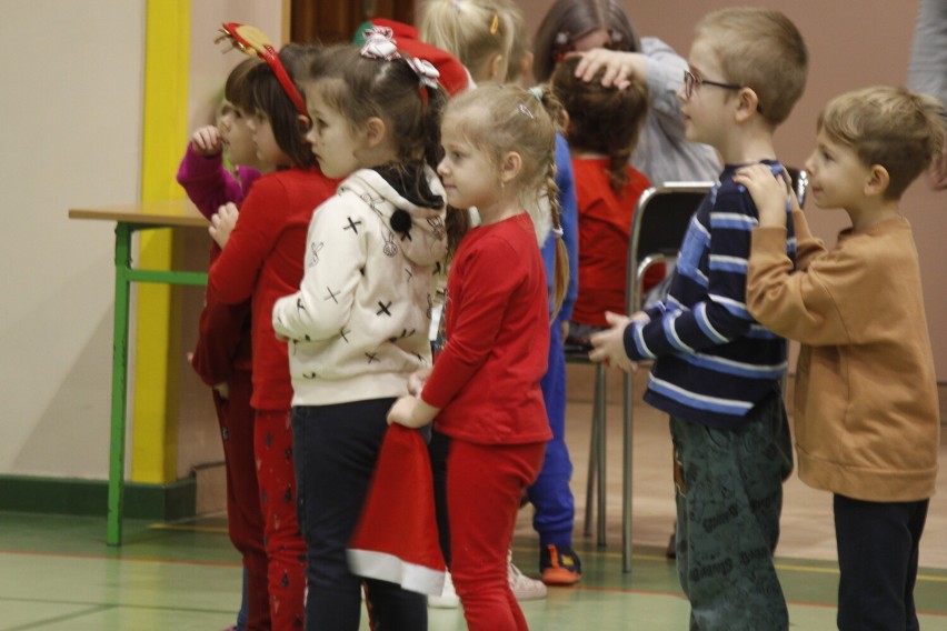 Dzieci z gminy Dominowo bawiły się w szkole w ramach Mikołajek