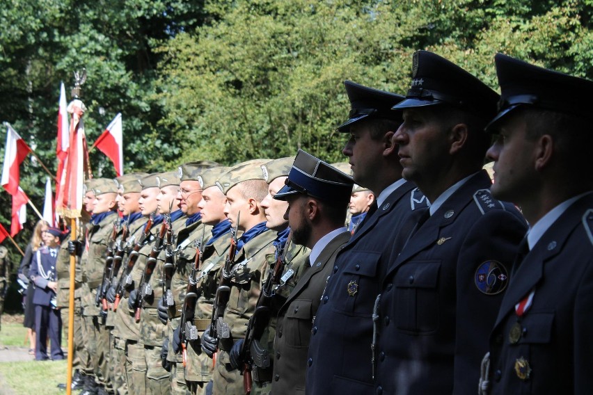 Święto Wojska Polskiego w Śremie. Najpierw msza, potem uroczystości w parku