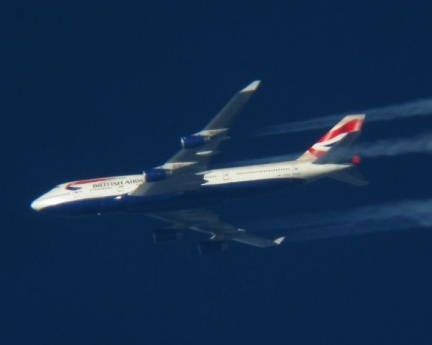 British Airways z Bangalore do Londynu na Boeingu 747-400.