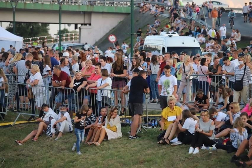 Earth Festival Uniejów 2020. Enej, Bajm, Bednarek, Farna, Mrozu, Ibisz ZDJĘCIA 