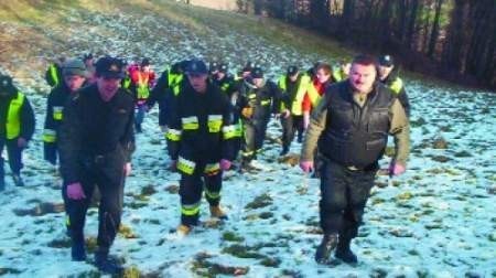 Zaginionej kobiety szukało kilkadziesiąt osób. FOT. ARCHIWUM POLICJI