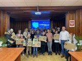 Przenośne komputery trafiły do ponad 60 dzieci z gminy Dobrzyca