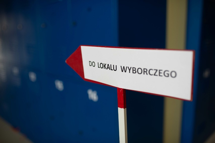 Wybory samorządowe 2024. Mieszkańcy Żar wybierają nowego...