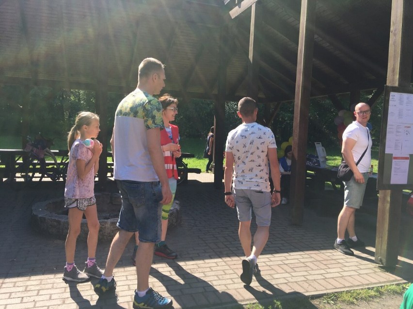 KidsRun w Karczmie Borowej. Kilkadziesiąt dzieci wzięło udział w biegu [ZDJĘCIA]