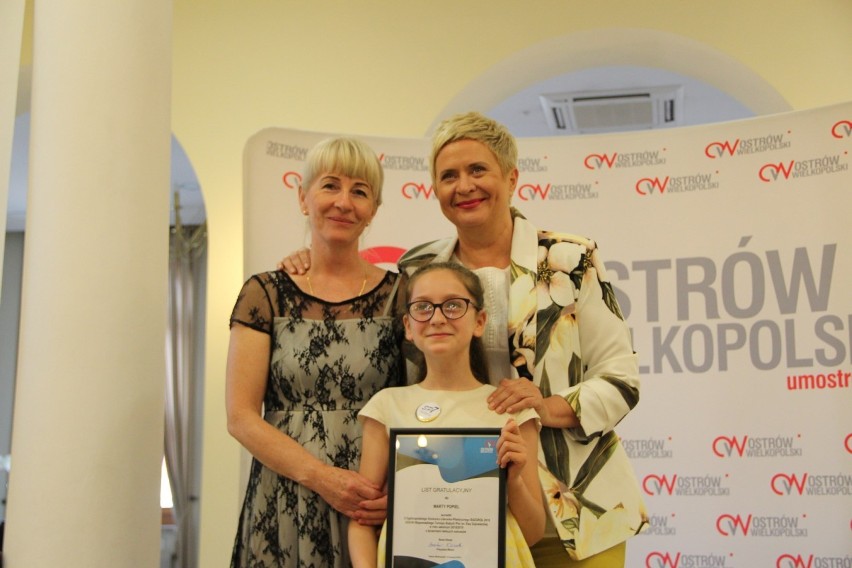 Prezydent Beata Klimek podziękowała laureatom konkursów