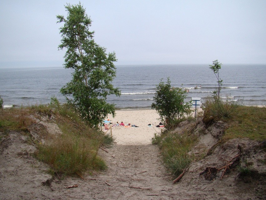 Mierzeja Wiślana. Turyści skarżą się na nieprzygotowane zejśca na plaże