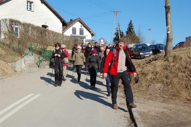 Dzień Przewodnika Turystycznego na Kaszubach 2014 - początek wyprawy do Jaru Raduni
