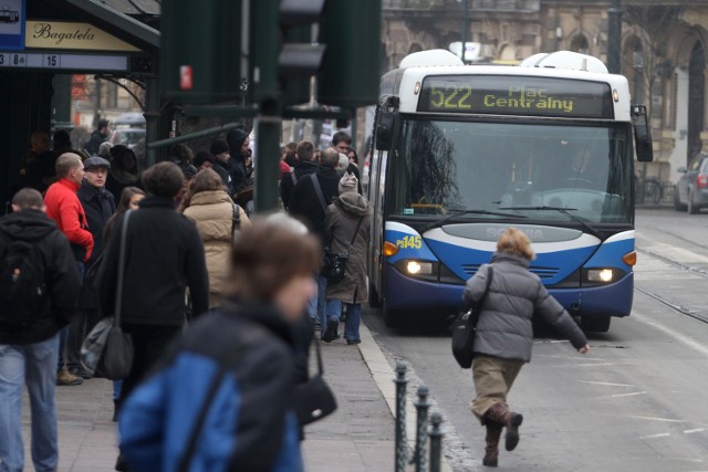 Autobus 522 dubluje trasę tramwajów 3 i 6