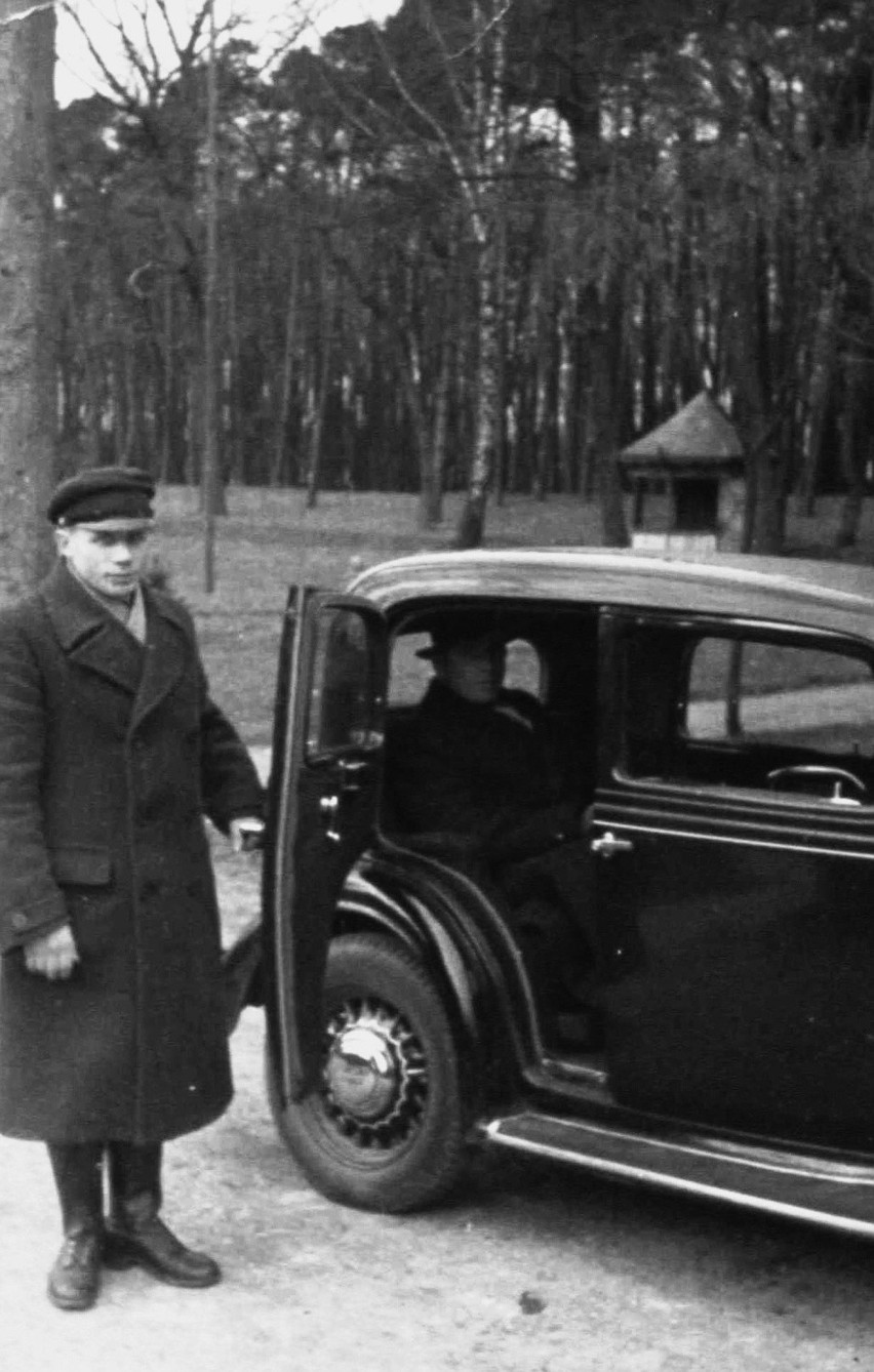 Wiosna 1939 r. Major Henryk Sucharski w służbowym Polskim...
