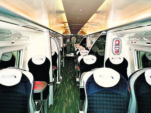 Brytyjskie Pendolino 390 "Virgin" - przedział I klasy