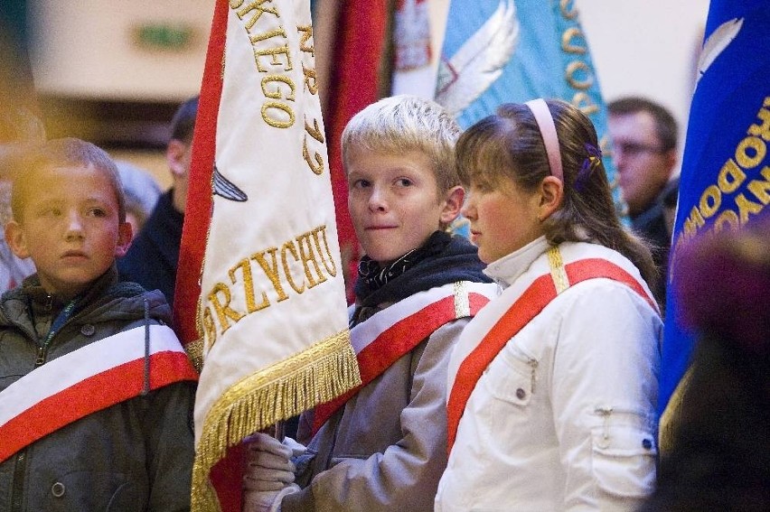 Przemarsz pocztów sztandarowych, Wałbrzych, 11 listopada...