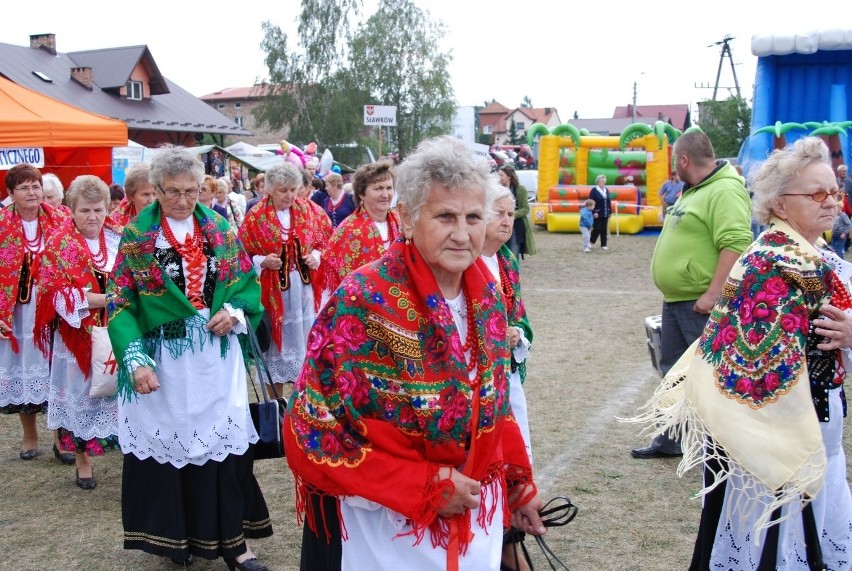 Dożynki w Psarach 2012 [ZOBACZ ZDJĘCIA]