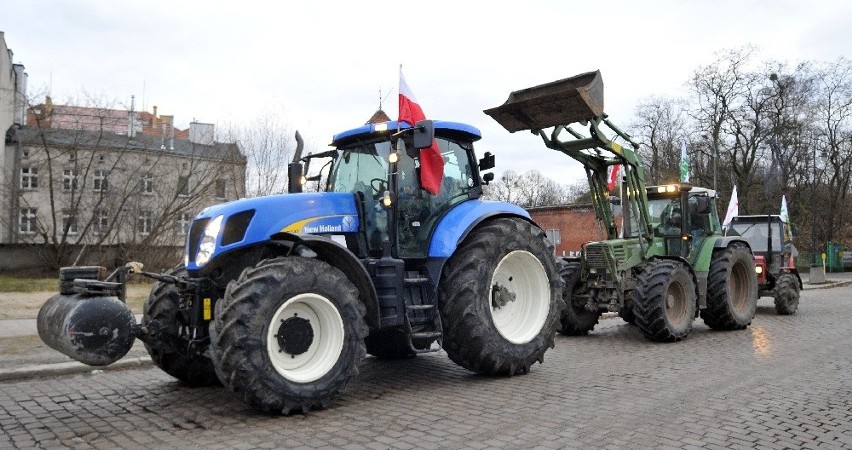 Gdańsk: Protest rolników przeciwko sprzedaży polskich gruntów [ZDJĘCIA]