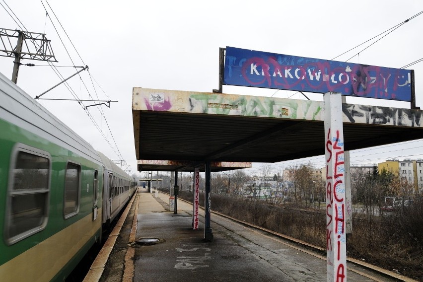 Kraków: stacja w Łobzowie straszy turystów [ZDJĘCIA]