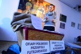 Poznań: Protest przeciw zabijaniu zwierząt na futra. &quot;Odeślij futro do historii!&quot; [ZDJĘCIA]