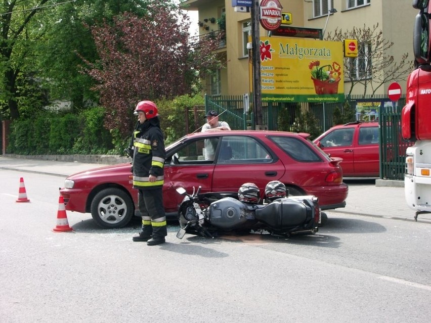 Wisła: Motocyklista i pasażer poszkodowani w wypadku [ZDJĘCIA]