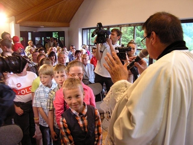 Pastor Jan Byrt odprawił nabożeństwo za Euro 2012 i rozdał...