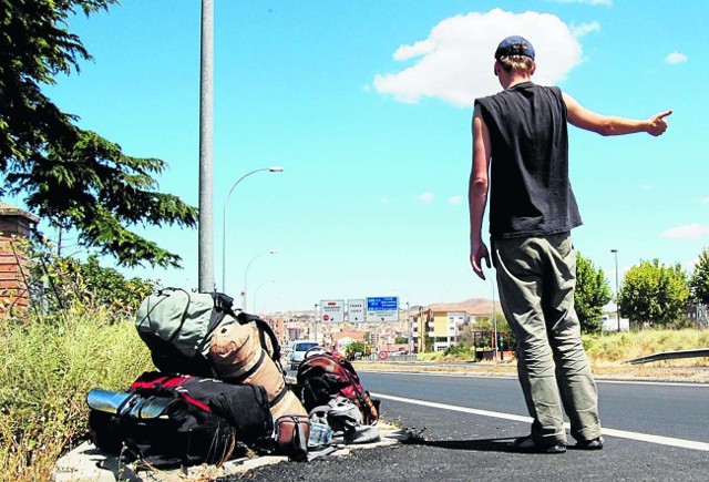 Autostop to sposób na tanią podróż i poznanie odwiedzanych krajów naprawdę   z bliska