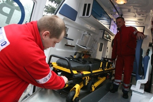 Dwa nowoczesne ambulanse dołączyły do taboru pogotowia